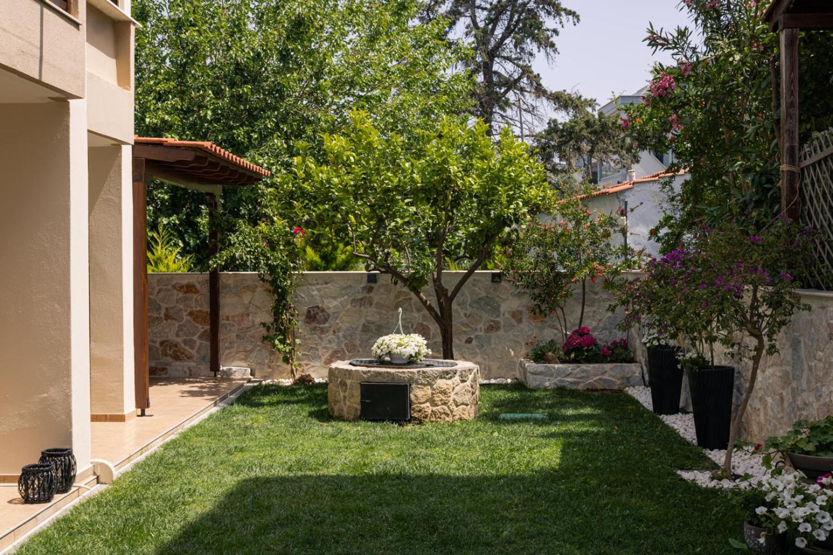 Kassandrinos Apartments Apostolos Никити Экстерьер фото